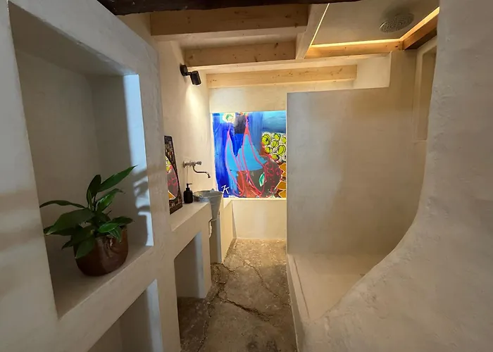 Our Hippie Castle - Unique Bohemian For Up To 10 Guests Vendégház 3*