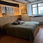 Our Hippie Castle - Unique Bohemian ויאנדן