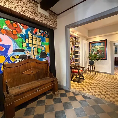 게스트하우스 Our Hippie Castle - Unique Bohemian For Up To 10 Guests 비안덴