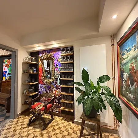 Our Hippie Castle - Unique Bohemian Guest house Vianden