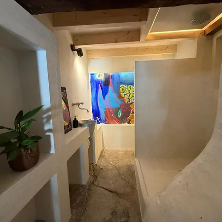 Our Hippie Castle - Unique Bohemian Guest house 3*