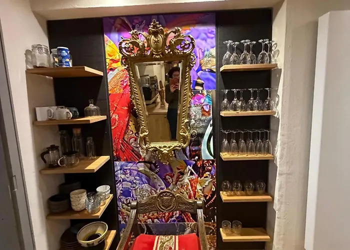 Our Hippie Castle - Unique Bohemian For Up To 10 Guests 3* 비안덴