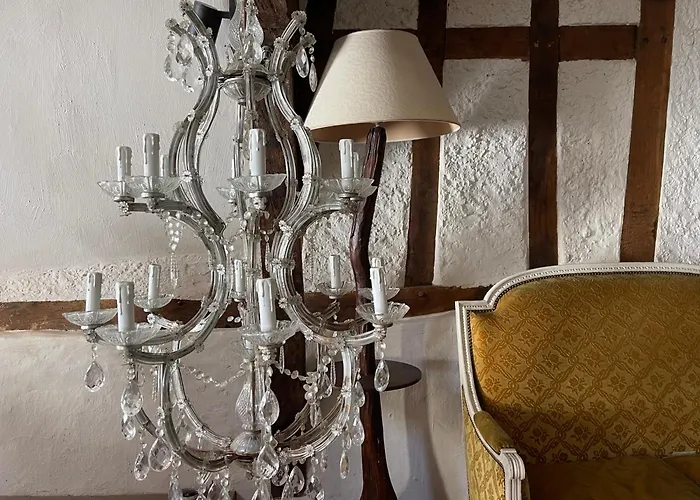 Our Hippie Castle - Unique Bohemian For Up To 10 Guests 게스트하우스 비안덴